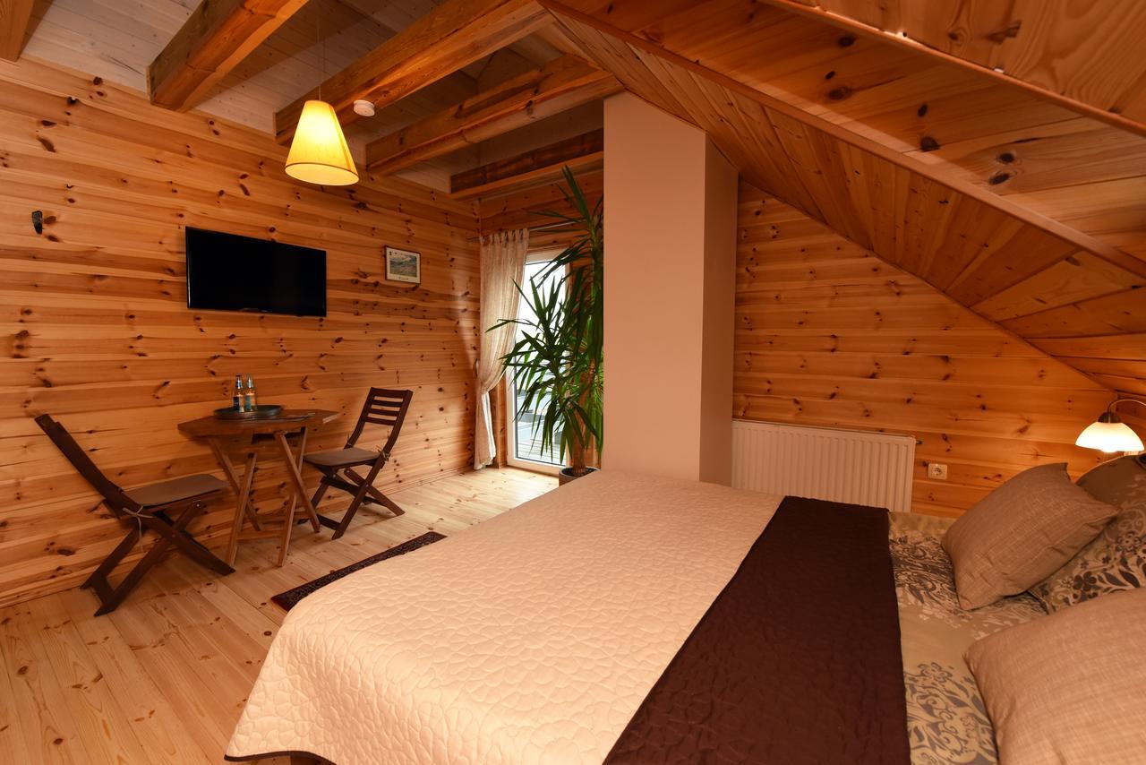 Zuvienes Pasiure Bed and Breakfast Rubikiai Buitenkant foto